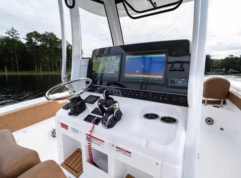 Slide: The Image of Sea Hunt Ultra 285 SE 2026 helm with navigation system. - 4