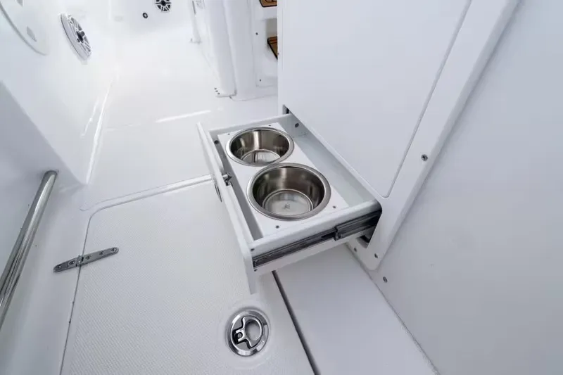 Slide: The Image of Built-in feeder on Sea Hunt Ultra 285 SE boat, 2026 model. - 9