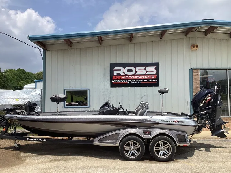 The Image of 2025 Ranger Z520R boat in front of Ross Motorsports building. - 1