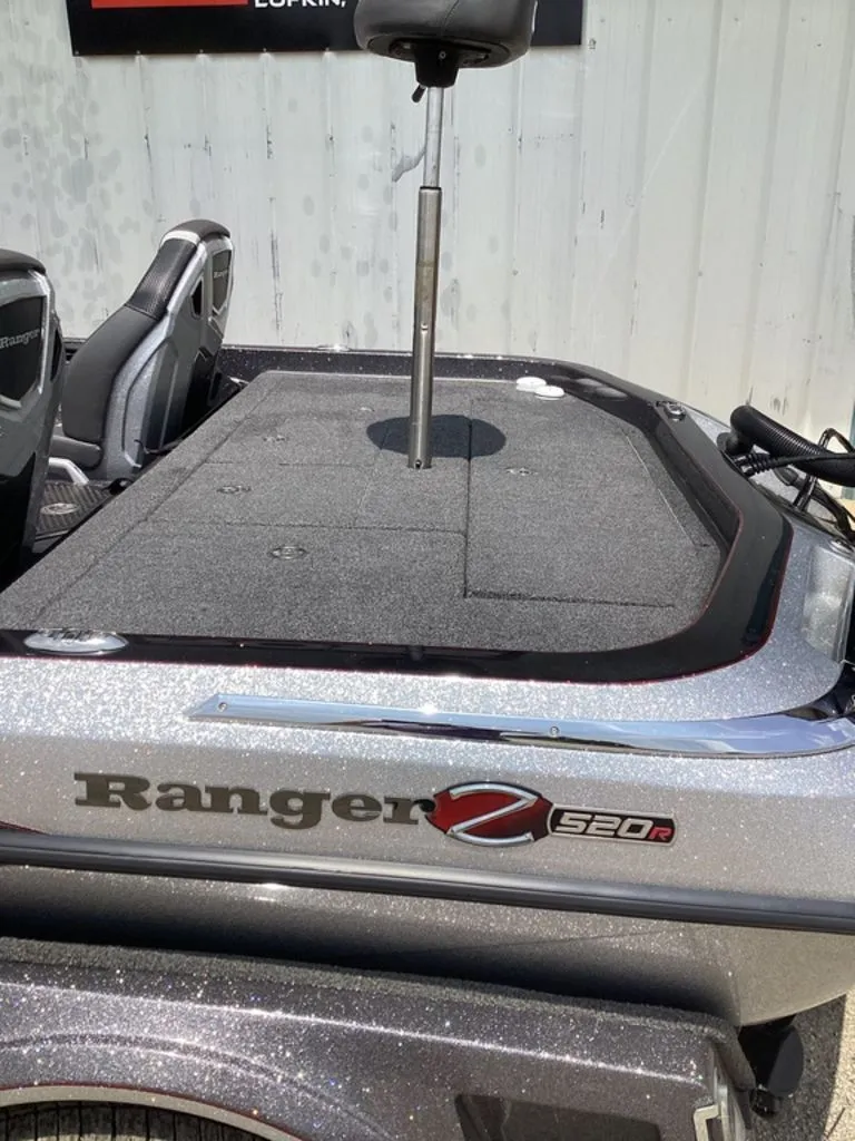 Slide: The Image of 2025 Ranger Z520R boat with padded deck and seat. - 8
