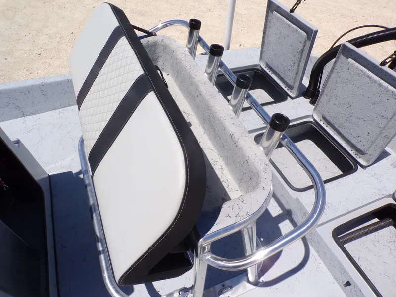 Slide: The Image of Freedom Eagle 16 boat seat with storage compartments, year 2025. - 8