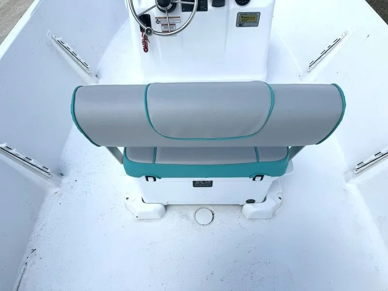Slide: The Image of Interior of 2023 K2 Powerboats 22CRS with gray seating. - 13