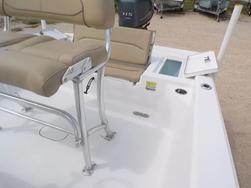 Slide: The Image of Interior of a 2016 Sportsman 207 Masters boat. - 25