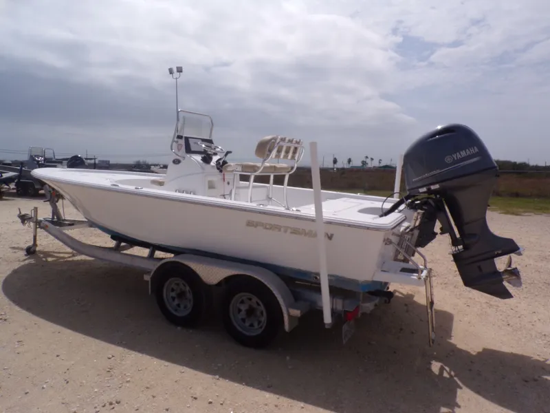Slide: The Image of 2016 Sportsman 207 Masters boat on trailer, side view. - 5