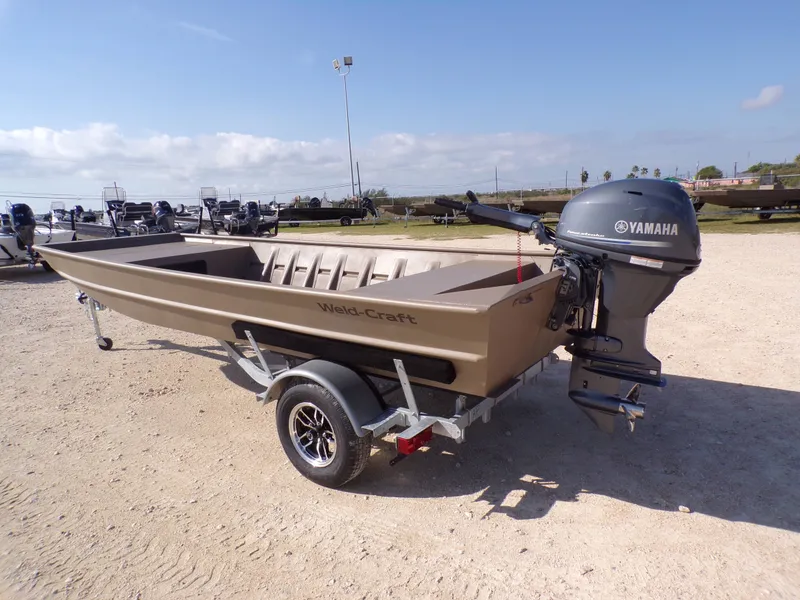 Slide: The Image of Weldcraft 1652 CDL FO 2026 boat with Yamaha outboard motor. - 7