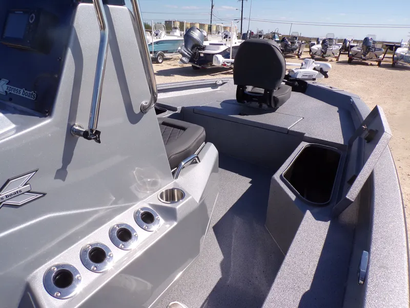 Slide: The Image of 2026 Xpress H20B Bay boat with seating and storage. - 15
