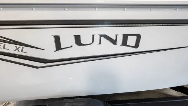 Slide: The Image of Lund 1650 Rebel XL SS 2025 - 3