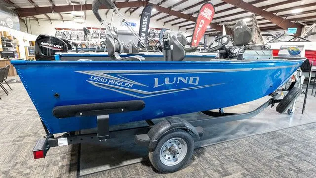 Slide: The Image of Lund 1650 Angler SS 2025 - 10