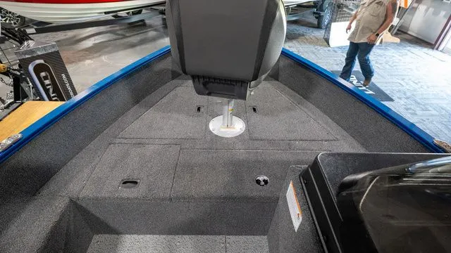 Slide: The Image of Lund 1650 Angler SS 2025 - 7