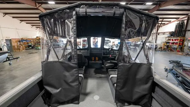 Slide: The Image of Lund 200 Heavy Gauge Sport 2026 - 10