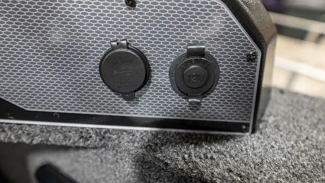 Slide: The Image of Lund 1650 Rebel XL SS 2026 - 13