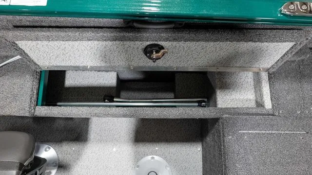 Slide: The Image of Lund 1650 Rebel XL SS 2026 - 17