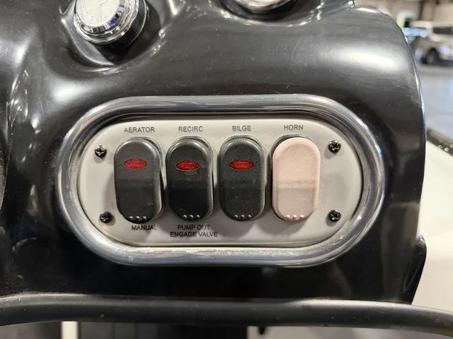 Slide: The Image of Nitro Z-7 2015 - 3