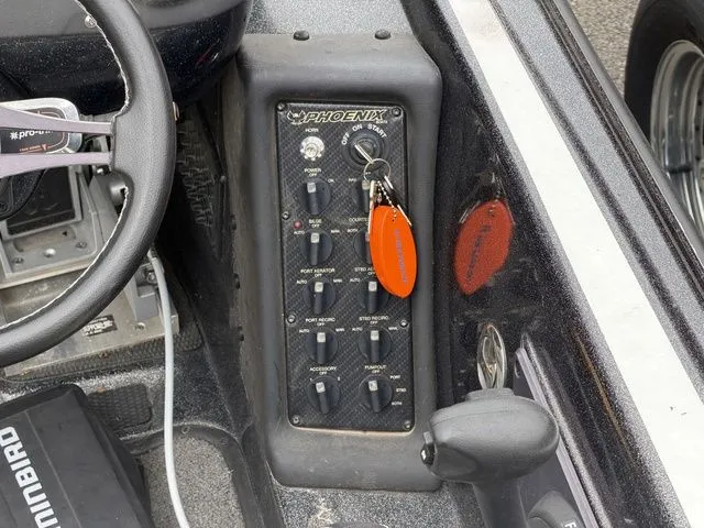 Slide: The Image of Phoenix Bass Boats 721 ProXP 2021 - 10