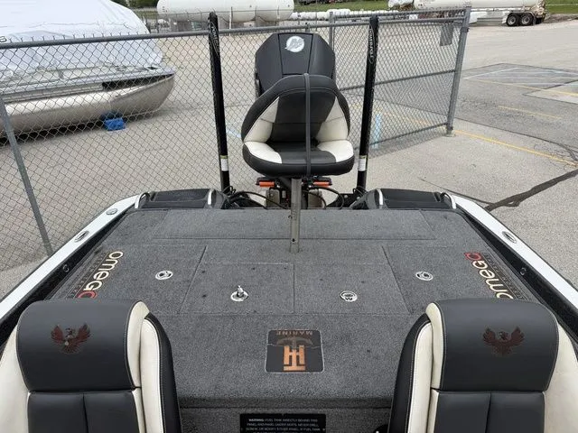 Slide: The Image of Phoenix Bass Boats 721 ProXP 2021 - 3