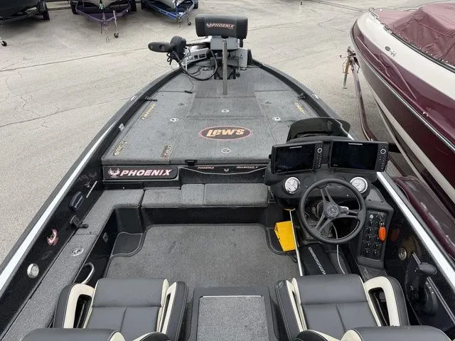 Slide: The Image of Phoenix Bass Boats 721 ProXP 2021 - 7
