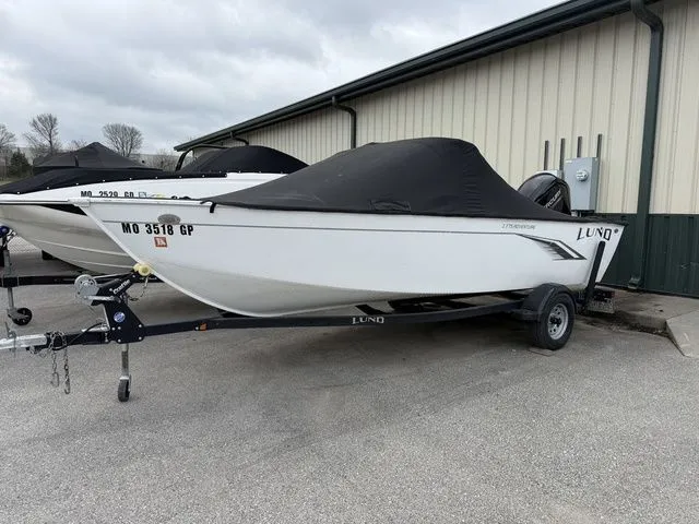 Slide: The Image of Lund 1775 Adventure Sport 2020 - 18