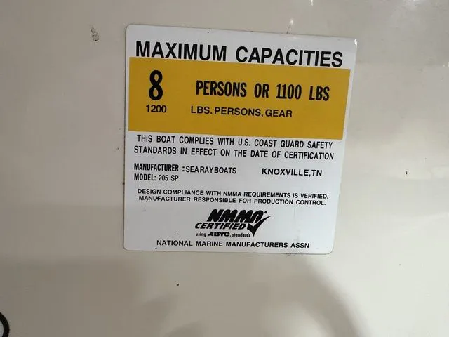 Slide: The Image of Sea Ray 205 Sport 2010 - 10
