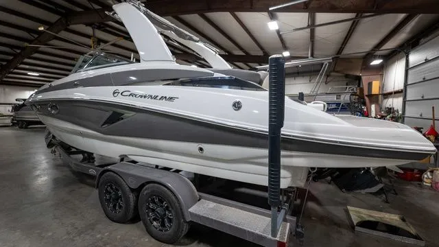 Slide: The Image of Crownline Boats E 255 2020 - 3