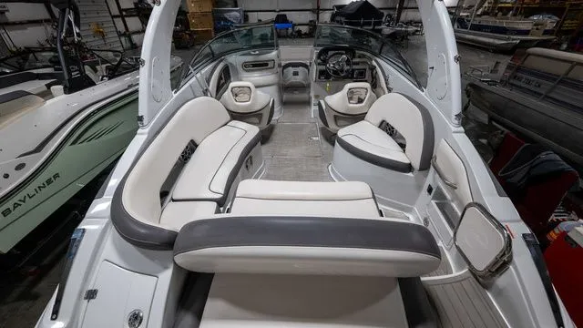Slide: The Image of Crownline Boats E 255 2020 - 7
