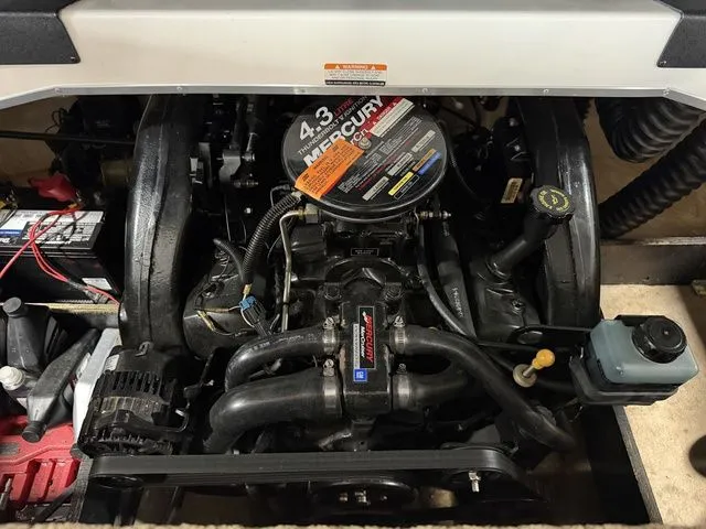 Slide: The Image of Chaparral 200 SSe 2000 - 7