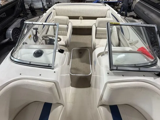Slide: The Image of Chaparral 200 SSe 2000 - 9