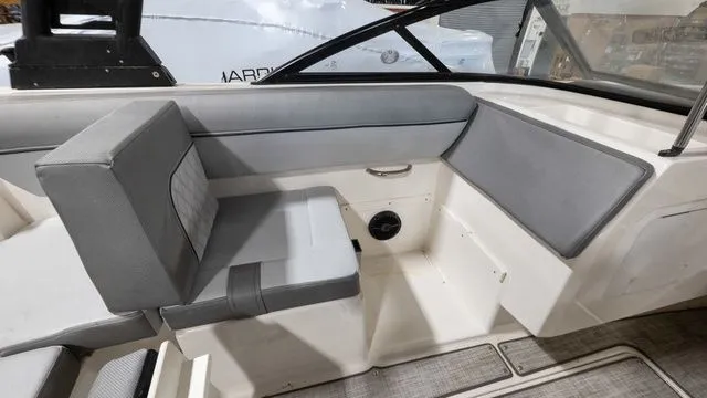 Slide: The Image of Bayliner DX 2000 2023 - 19