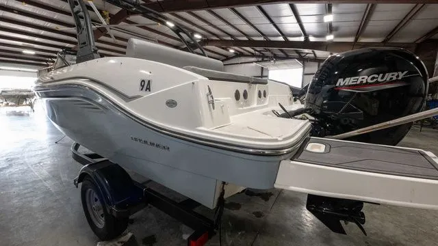 Slide: The Image of Bayliner DX 2000 2023 - 6