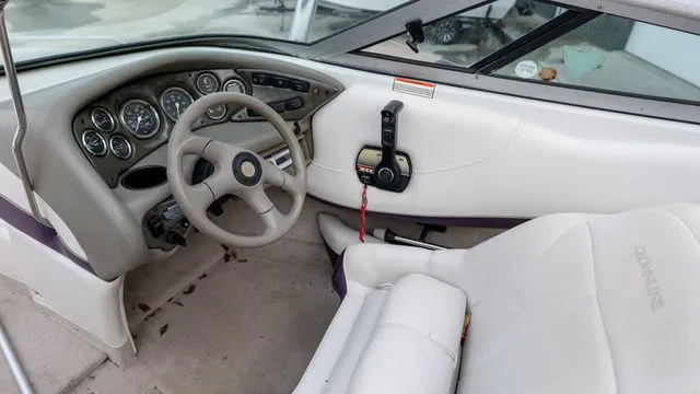 Slide: The Image of Crownline Boats 202 BR 2000 - 5