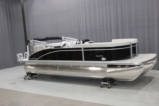 The Image of Harris Breeze 230 CW 2025 - 1