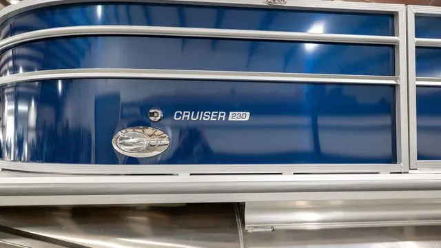 Slide: The Image of Harris Cruiser 230 FC 2026 - 2