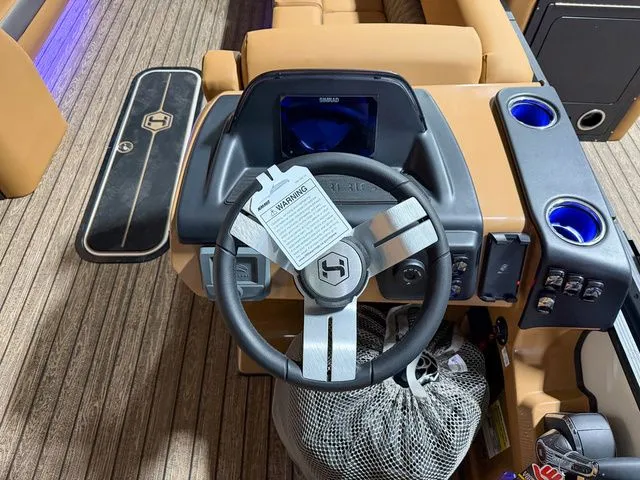 Slide: The Image of Harris Cruiser 250 SLDH 2026 - 6
