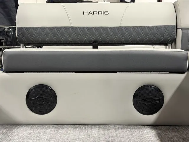 Slide: The Image of Harris Cruiser 230 SL 2026 - 15