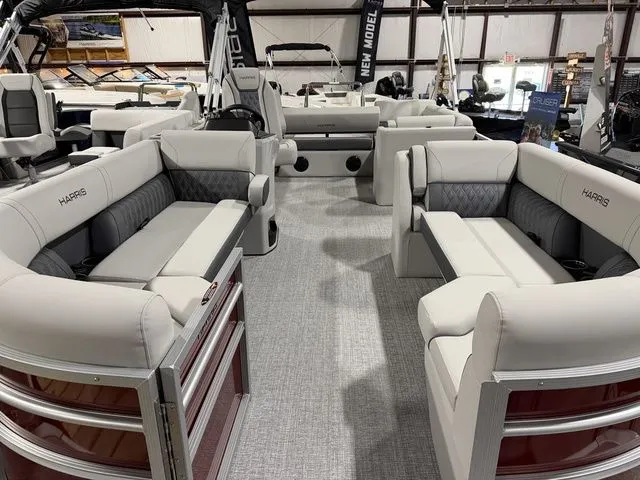 Slide: The Image of Harris Cruiser 230 SL 2026 - 3
