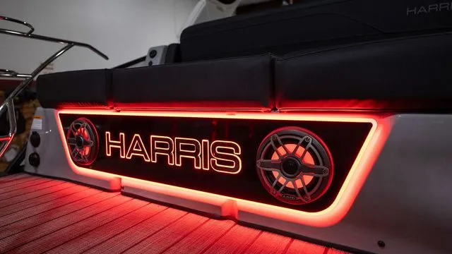 Slide: The Image of Harris Grand Mariner 250 SLEC 2026 - 24