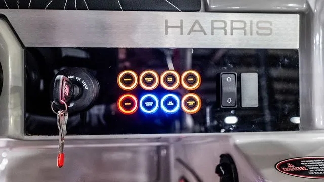 Slide: The Image of Harris Grand Mariner 250 SLEC 2026 - 31