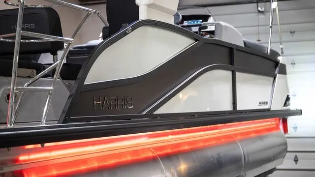 Slide: The Image of Harris Grand Mariner 250 SLEC 2026 - 39