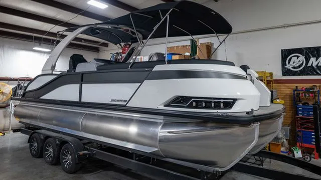 Slide: The Image of Harris Grand Mariner 250 SLEC 2026 - 49