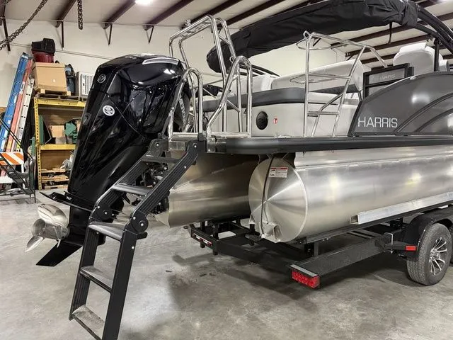 Slide: The Image of Harris Cruiser 250 SL 2026 - 4
