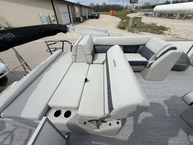 Slide: The Image of Harris Cruiser 210 SL 2026 - 17