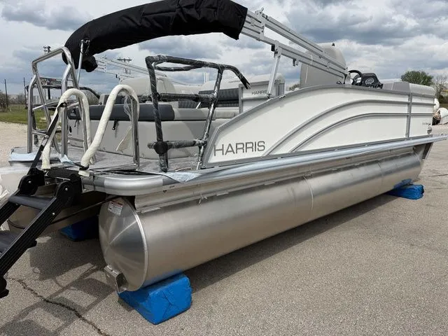 Slide: The Image of Harris Cruiser 210 SL 2026 - 4