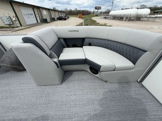 Slide: The Image of Harris Cruiser 210 SL 2026 - 8