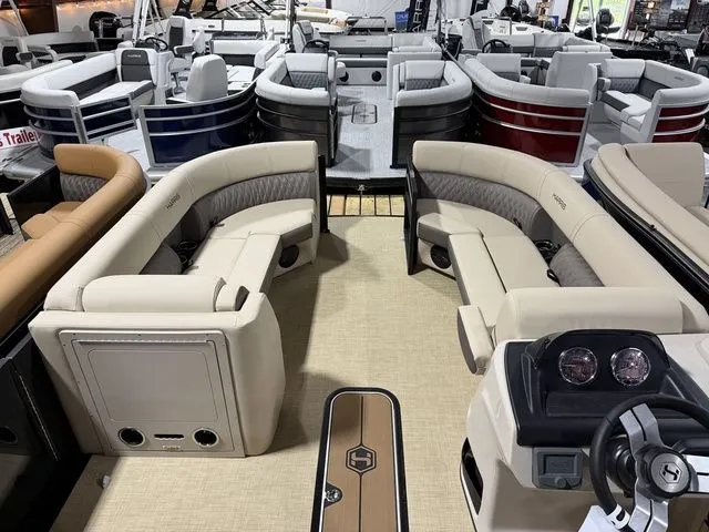 Slide: The Image of Harris Cruiser 230 SL 2026 - 6