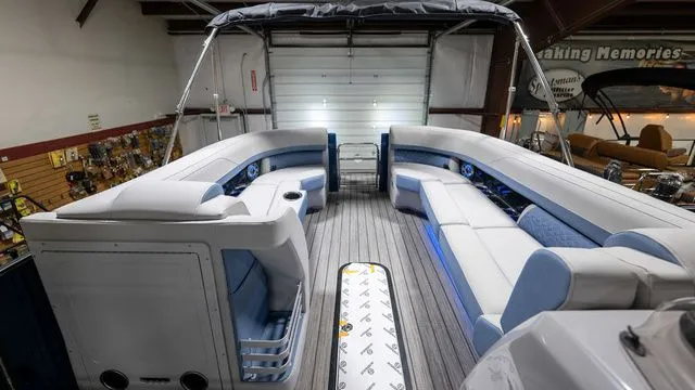 Slide: The Image of Harris Grand Mariner 250 SL 2026 - 12