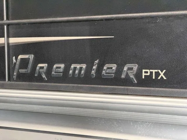 Slide: The Image of Premier 235 Solaris RF 2013 - 6