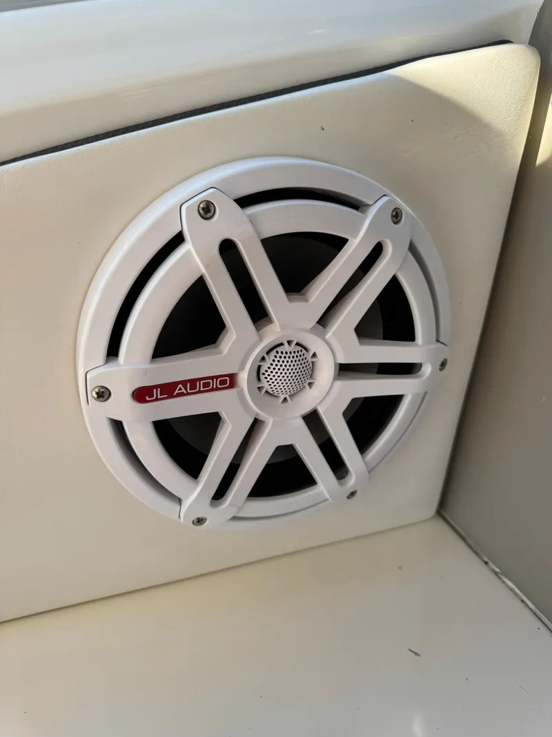 Slide: The Image of JL Audio speaker on 2004 Sea Ray 390 Sundancer boat. - 8