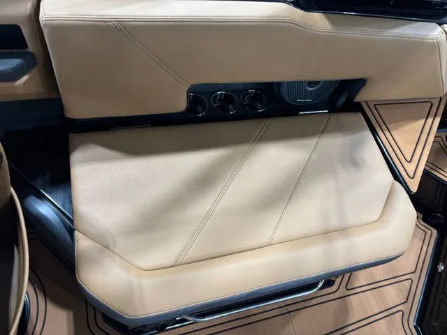 Slide: The Image of Cobalt R6 Surf 2026 - 12