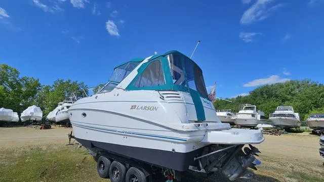 Slide: The Image of Larson Cabrio 330 2000 - 4