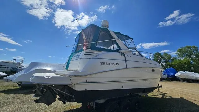 Slide: The Image of Larson Cabrio 330 2000 - 3