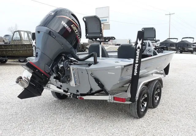 Slide: The Image of Xpress Hyper-Lift Crappie H20C 2026 - 5
